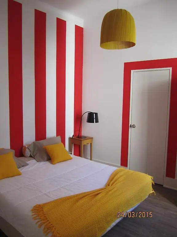 Alojamento de Acomodação e Pequeno-almoço Guesthouse Beira Mar Lisboa