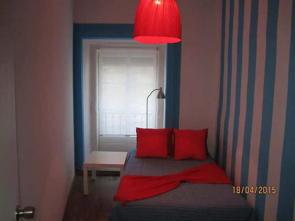 Alojamento de Acomodação e Pequeno-almoço Guesthouse Beira Mar Lisboa